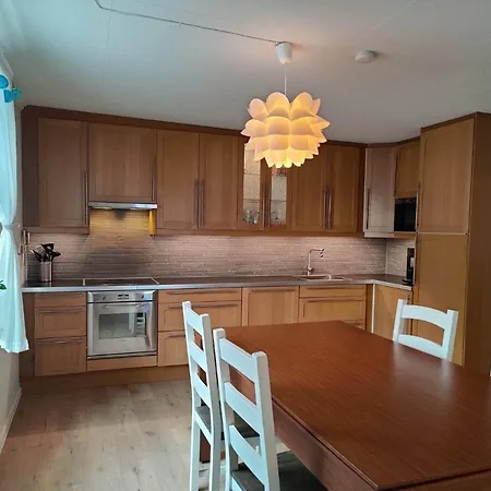 아파트 Floyen Townhouse *